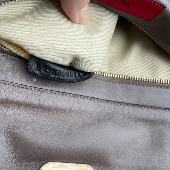 VALENTINO GARAVANI Rockstud Leather Bag - Picture 13 of 16